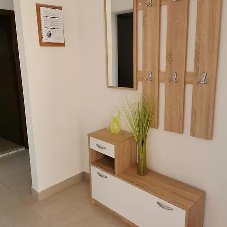 Apartman And