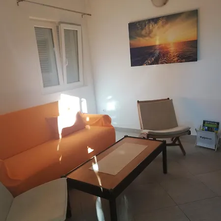 Apartman And Njivice