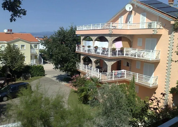 Apartament And
