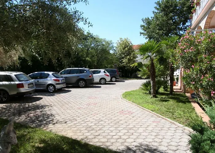 And Apartament Njivice